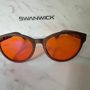 Swanwick Night Rounded Bamboo Blue Light Blocking Glasses (regular )perfect cond